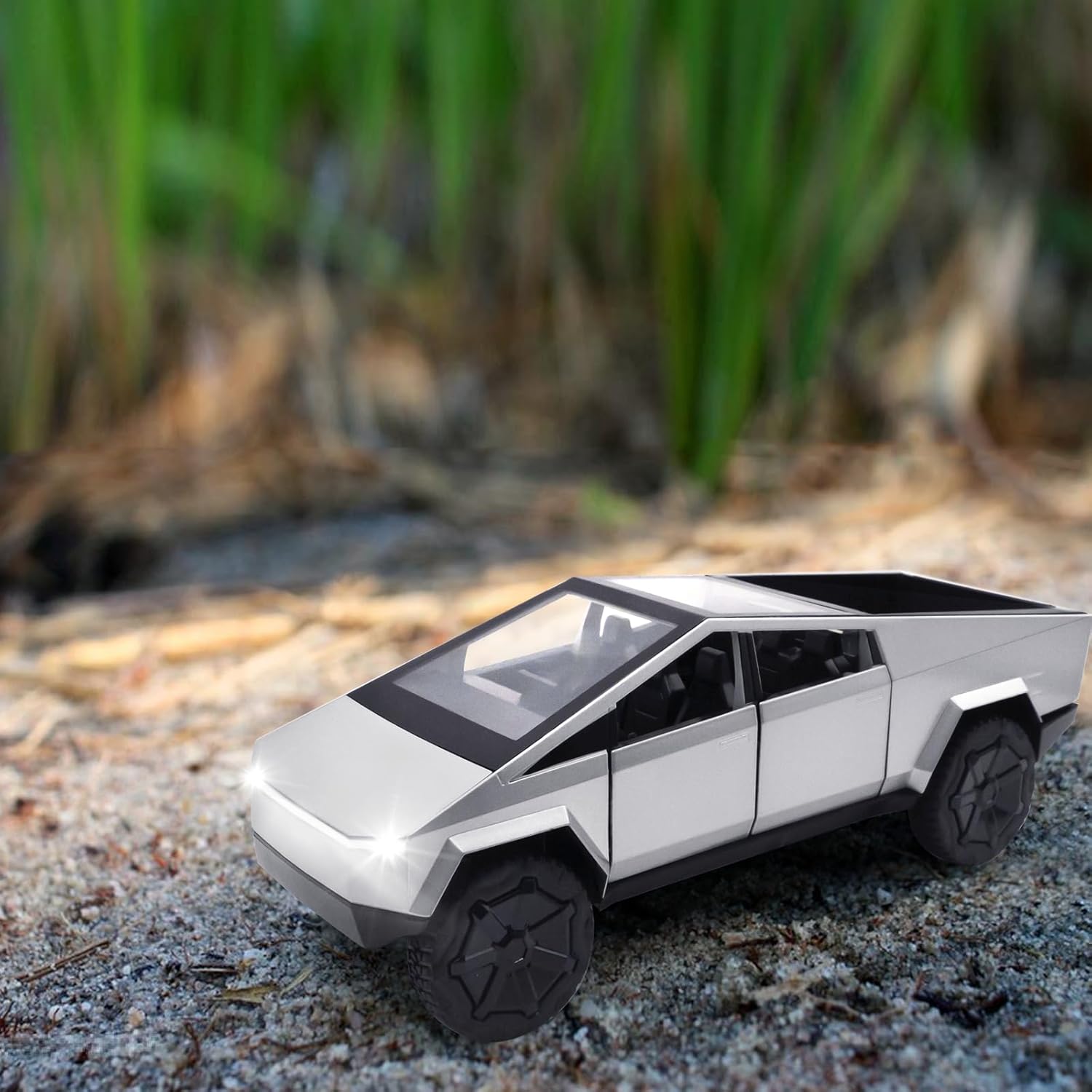 Cybertruck Model: 1/32 Diecast Metal Toy Trucks (Silver) - Image 5